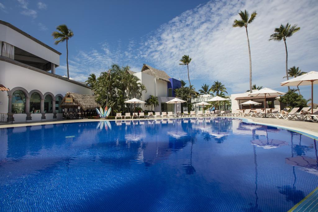 Crown Paradise Club All Inclusive Puerto Vallarta Exterior foto